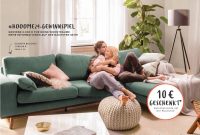 Dunkles Boho-Wohnzimmer Mit Warmen Holznoten Dunkles Boho-Wohnzimmer Mit Warmen Holznoten