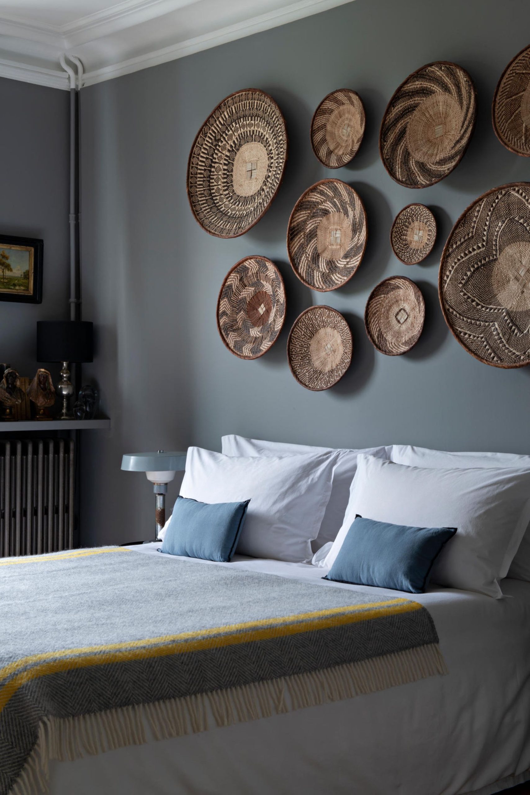 Wanddeko Im Boho-Stil - [Schöner Wohnen] throughout Dunkles Boho-Wohnzimmer Mit Kreativen Wanddekorationen